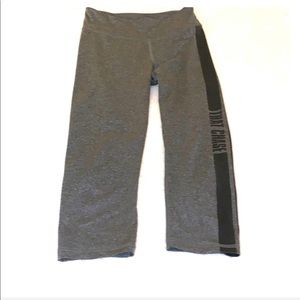 Aeropostale’s Gray Capris XS